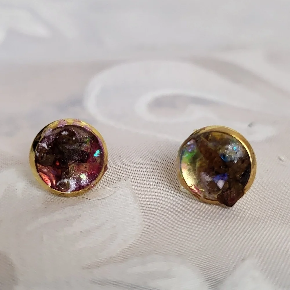 Real Lavender Flower Resin Post Earrings